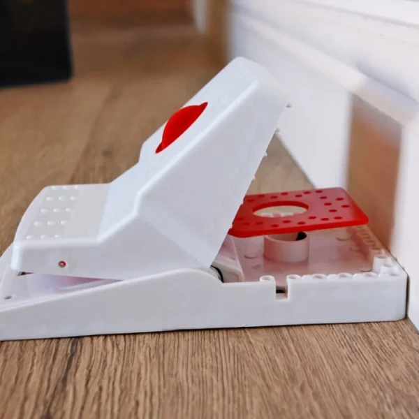 BYFT012450 STV Ready Baited XL Rat Trap